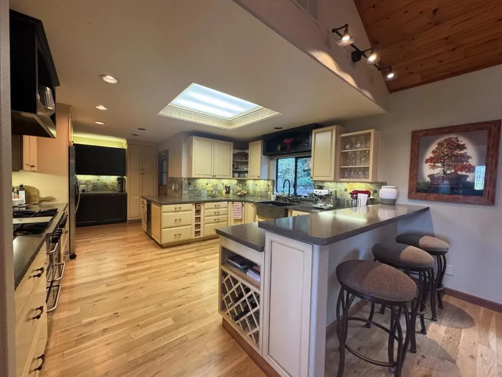 20378 Black Road Los Gatos, CA 95033