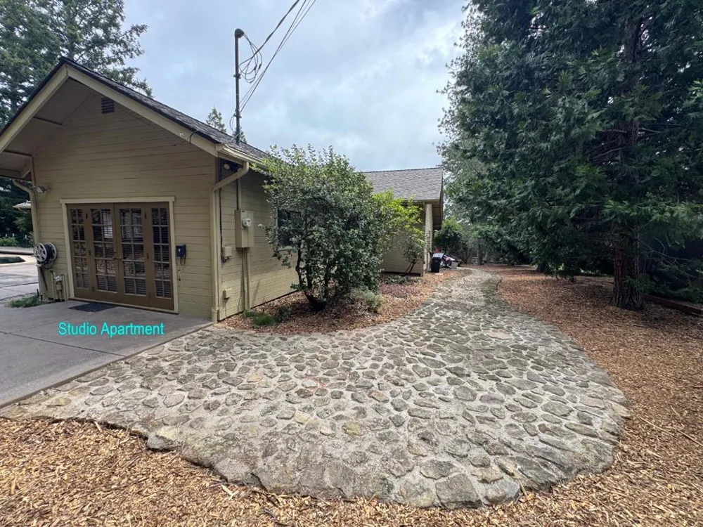 20378 Black Road Los Gatos, CA 95033