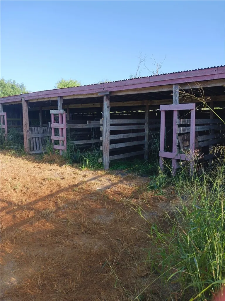 7883 County Road 2431 Sinton, TX 78387