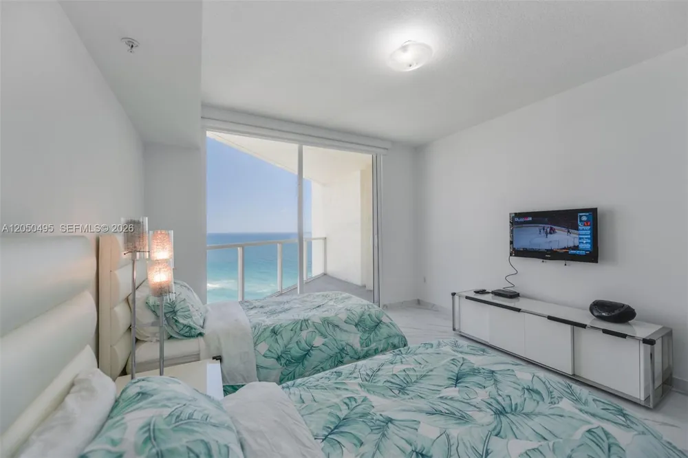 16699 Collins Ave #2004 Sunny Isles Beach, FL 33160