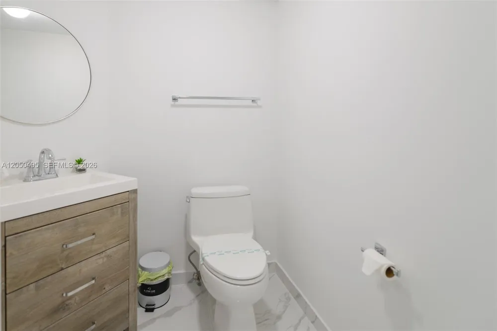 16699 Collins Ave #2004 Sunny Isles Beach, FL 33160