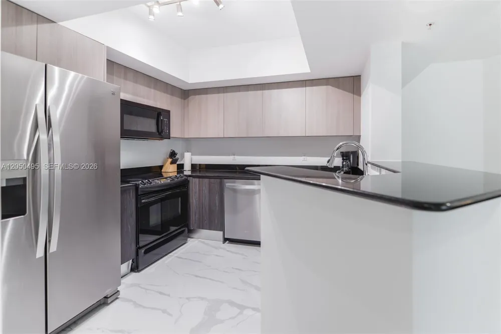 16699 Collins Ave #2004 Sunny Isles Beach, FL 33160