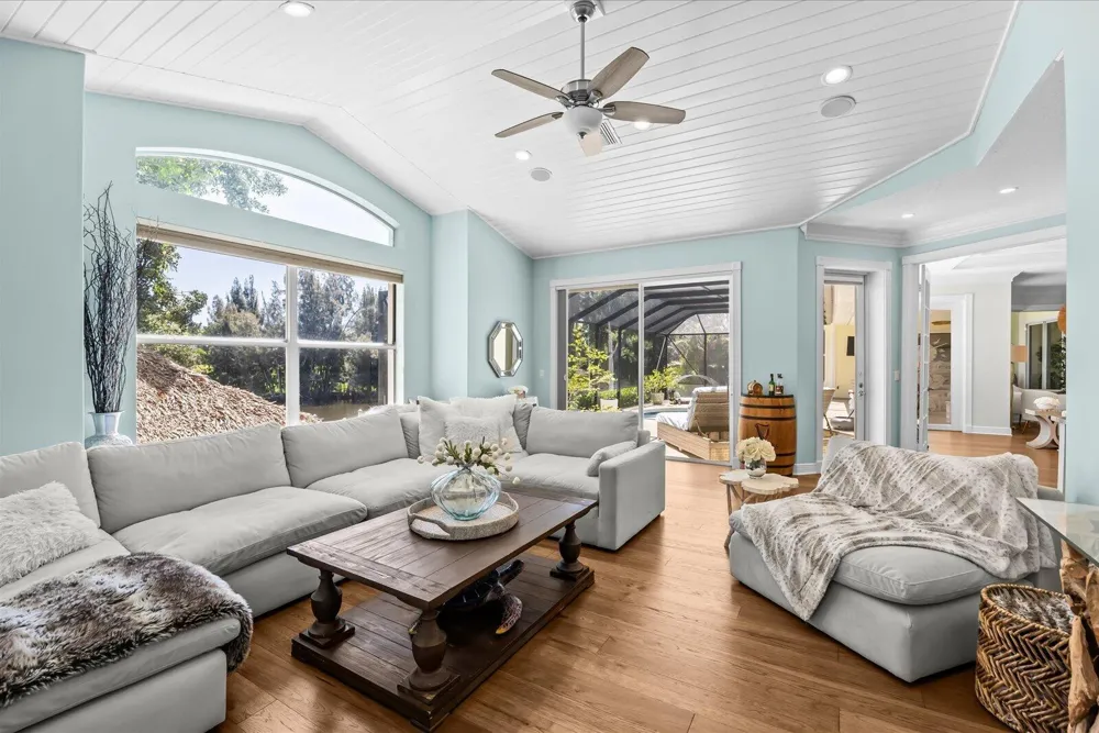 851 SW Pine Tree Lane Palm City, FL 34990