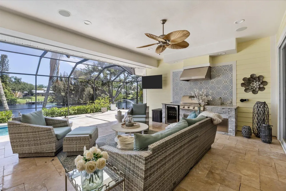851 SW Pine Tree Lane Palm City, FL 34990