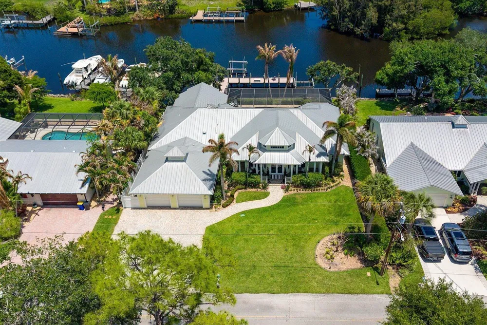 851 SW Pine Tree Lane Palm City, FL 34990