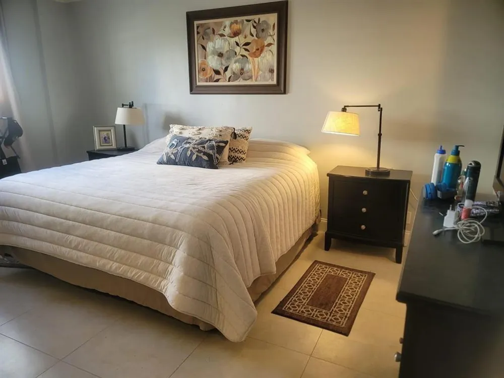 3000 S Ocean Drive #302 Hollywood, FL 33019