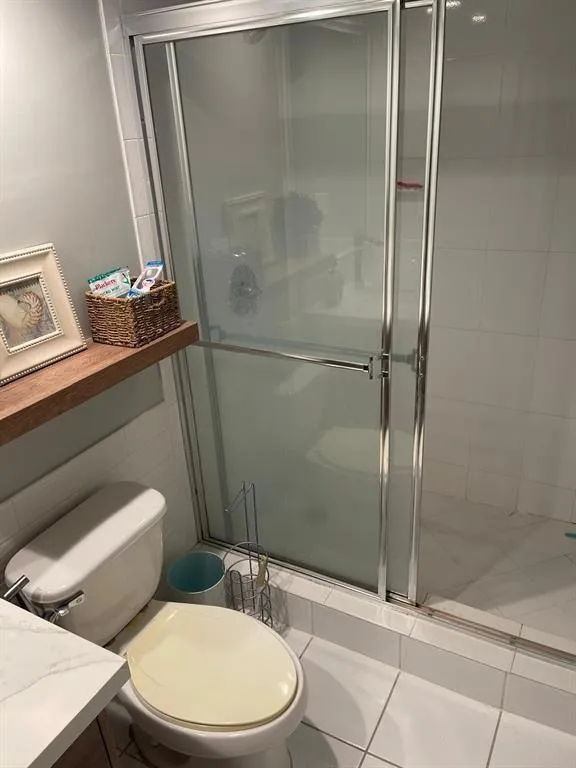 3000 S Ocean Drive #302 Hollywood, FL 33019