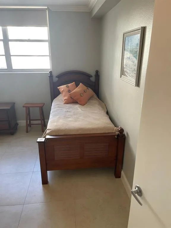 3000 S Ocean Drive #302 Hollywood, FL 33019