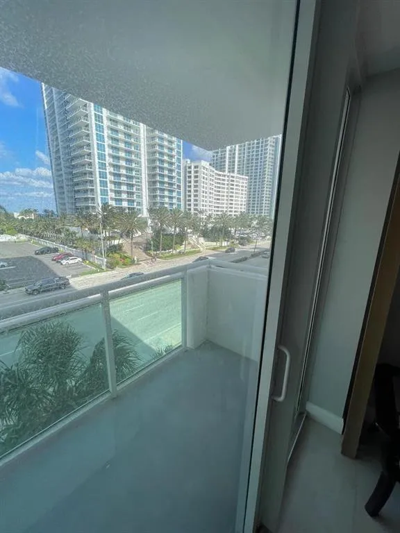 3000 S Ocean Drive #302 Hollywood, FL 33019