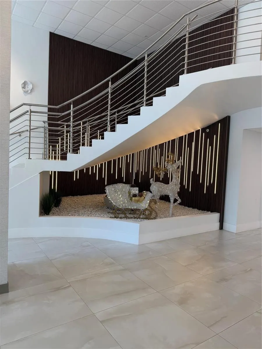 3000 S Ocean Drive #302 Hollywood, FL 33019