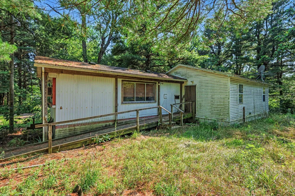 84133 42nd Street Decatur, MI 49045