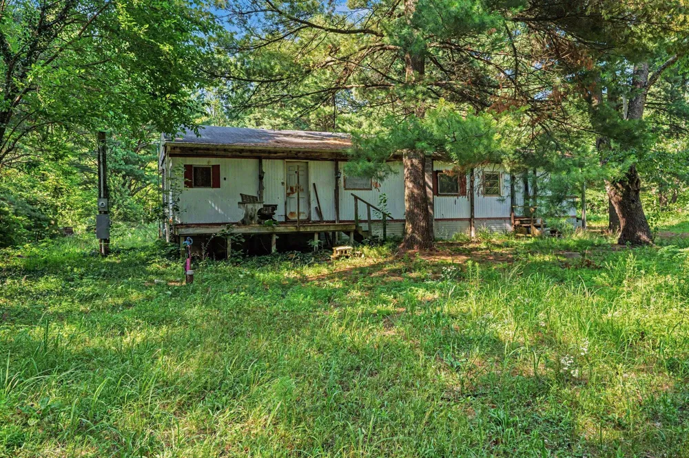 84133 42nd Street Decatur, MI 49045