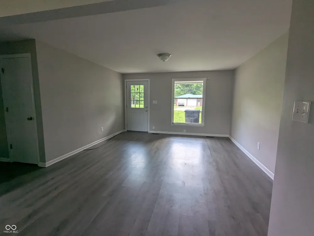 6733 S Cross Street Pendleton, IN 46064