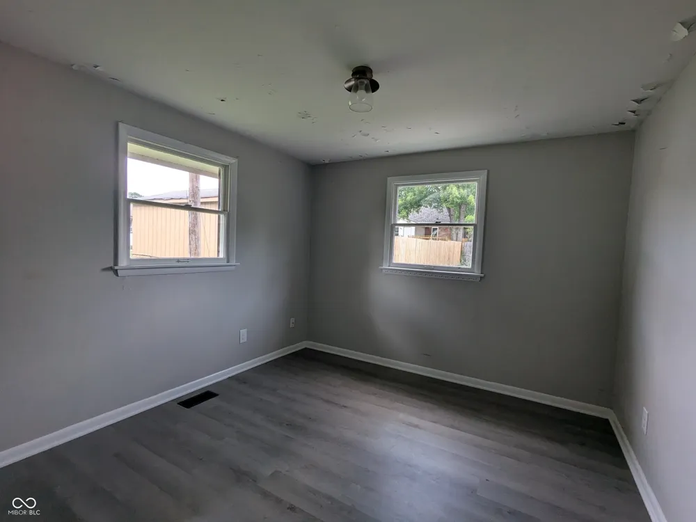 6733 S Cross Street Pendleton, IN 46064