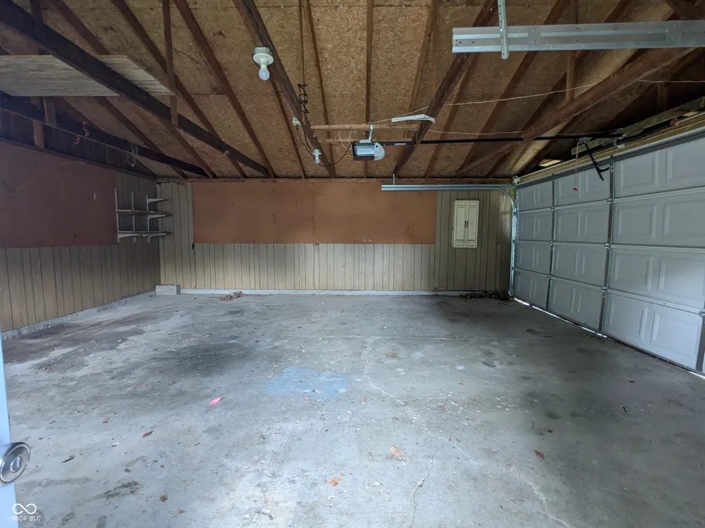 6733 S Cross Street Pendleton, IN 46064