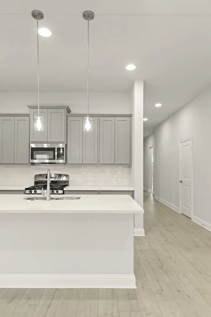 1811 Gleasondale Drive Forney, TX 75126