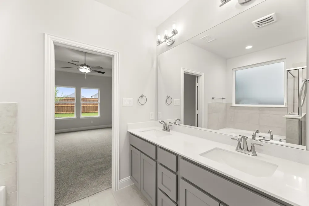 1811 Gleasondale Drive Forney, TX 75126