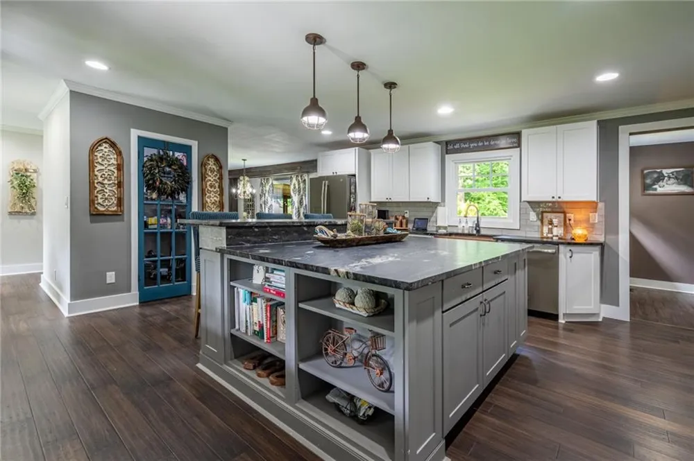 400 Race Horse Drive Summerville, GA 30747
