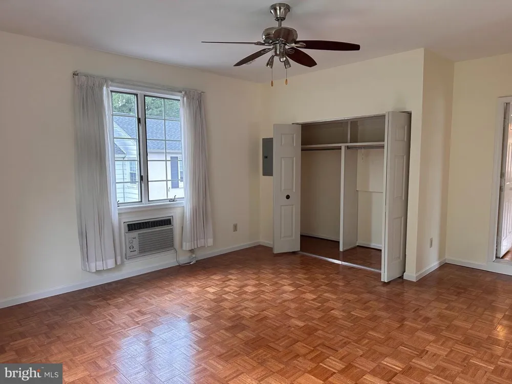 8 ARTHUR ROAD Bryn Mawr, PA 19010