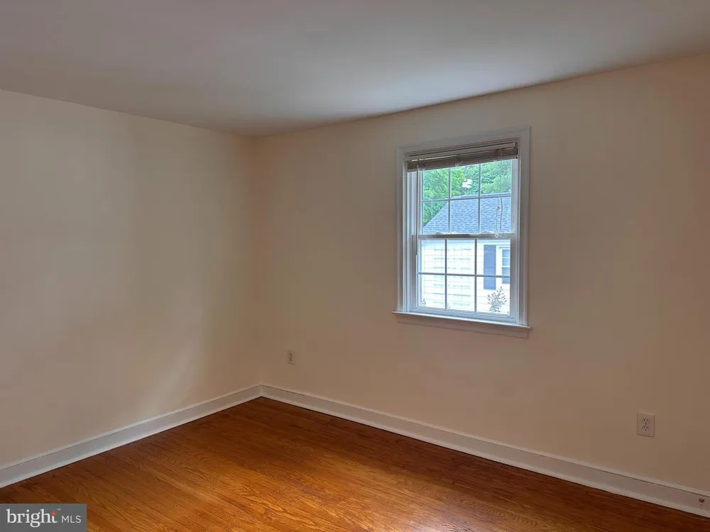 8 ARTHUR ROAD Bryn Mawr, PA 19010