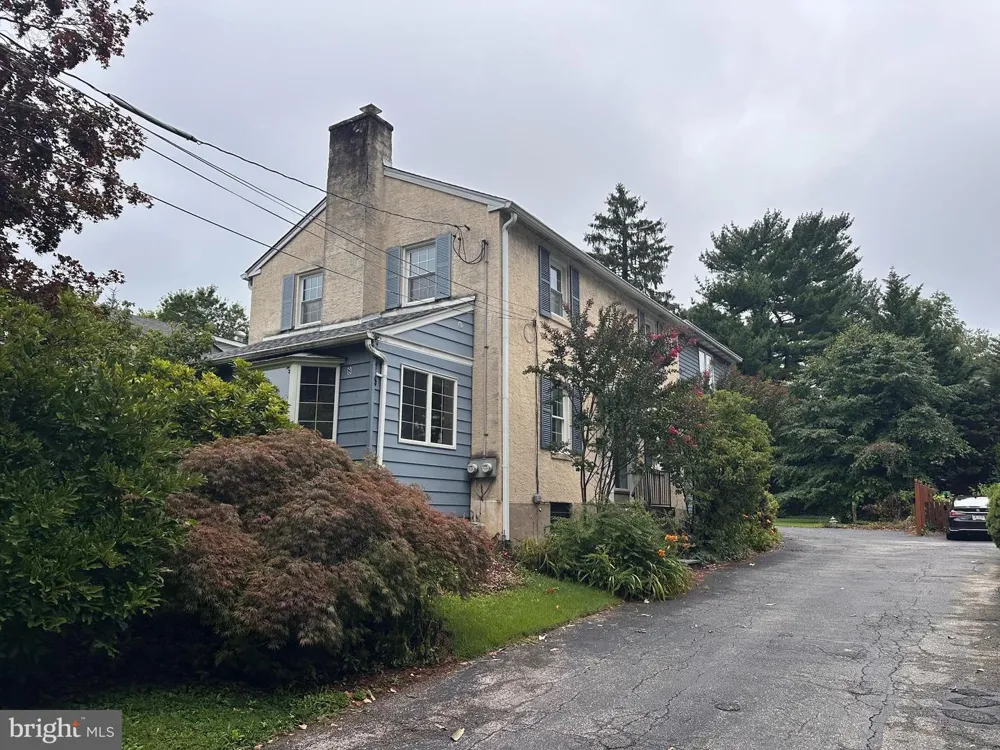8 ARTHUR ROAD Bryn Mawr, PA 19010
