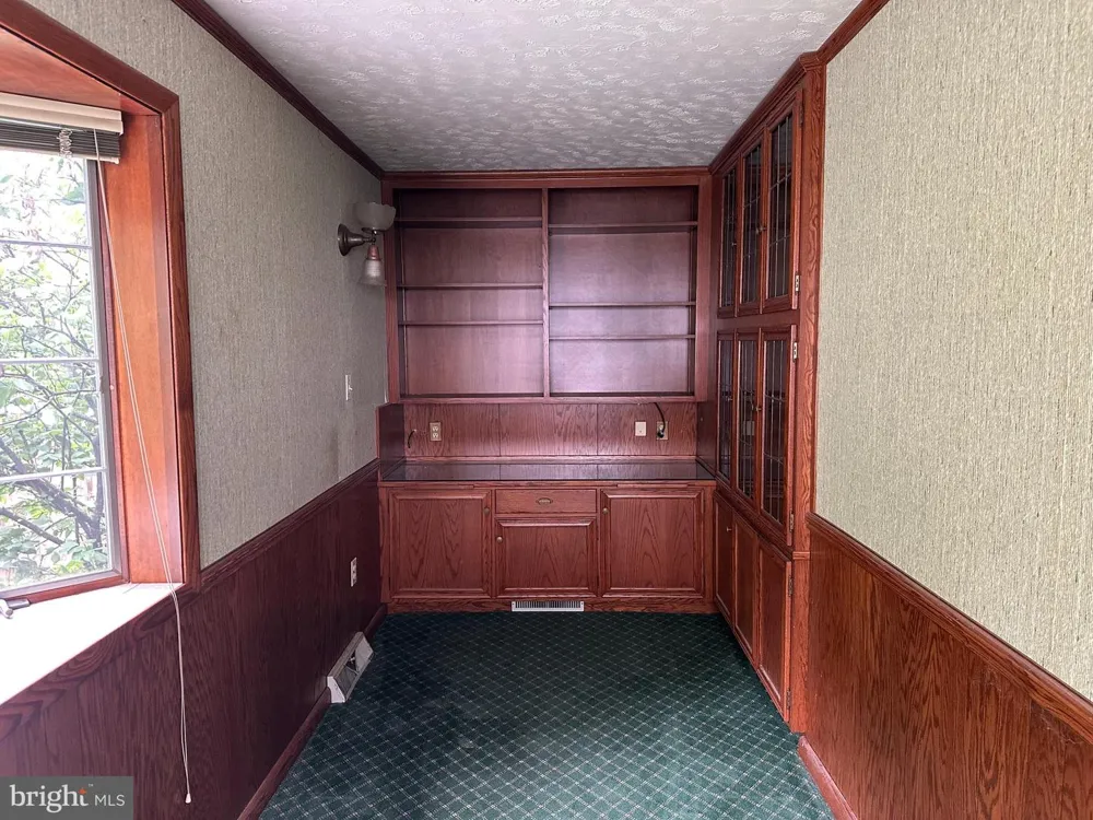8 ARTHUR ROAD Bryn Mawr, PA 19010
