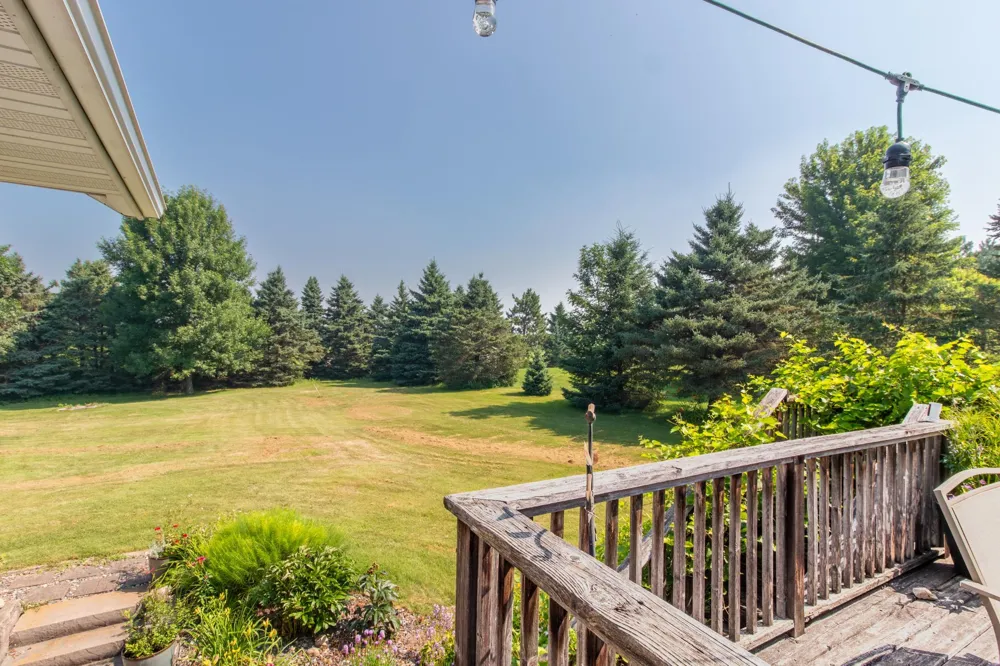 12480 212th Avenue NE New London, MN 56273