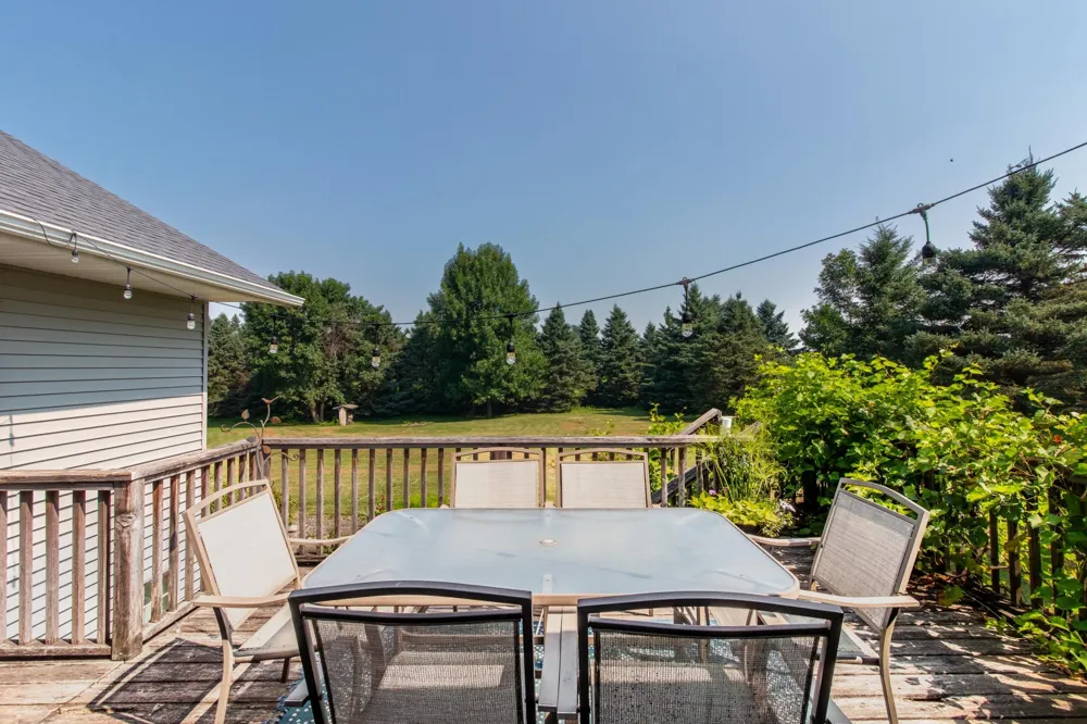 12480 212th Avenue NE New London, MN 56273
