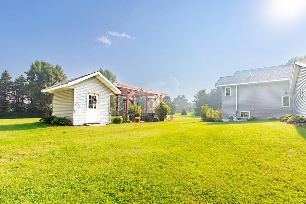 12480 212th Avenue NE New London, MN 56273