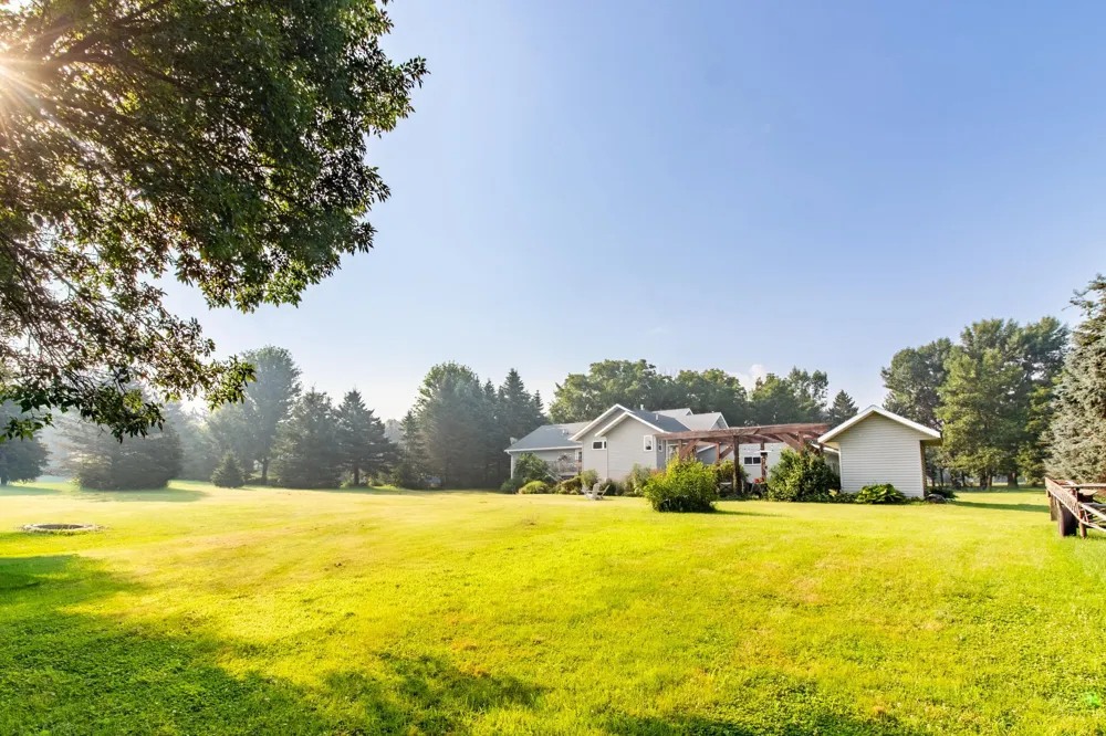 12480 212th Avenue NE New London, MN 56273