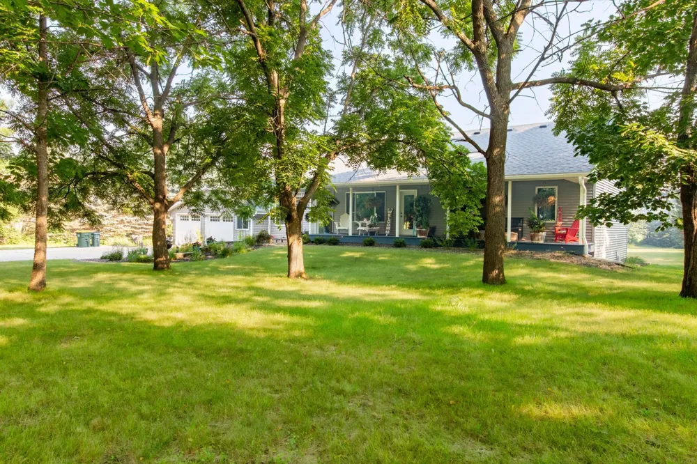 12480 212th Avenue NE New London, MN 56273