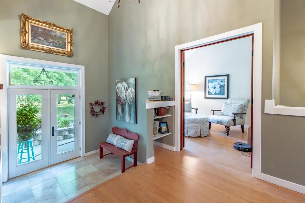 12480 212th Avenue NE New London, MN 56273