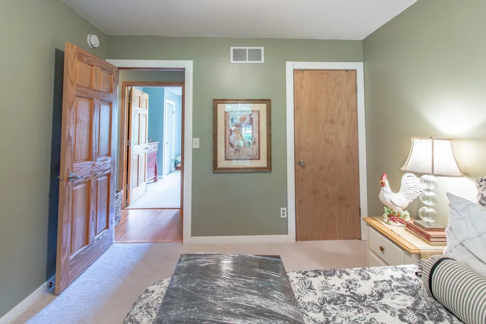 12480 212th Avenue NE New London, MN 56273