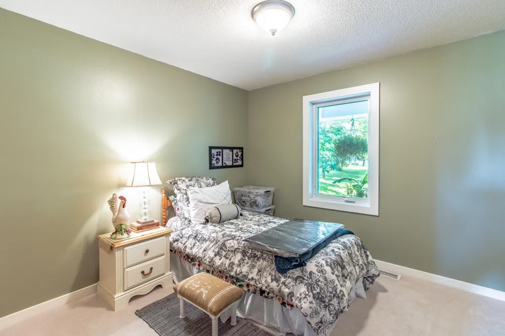 12480 212th Avenue NE New London, MN 56273