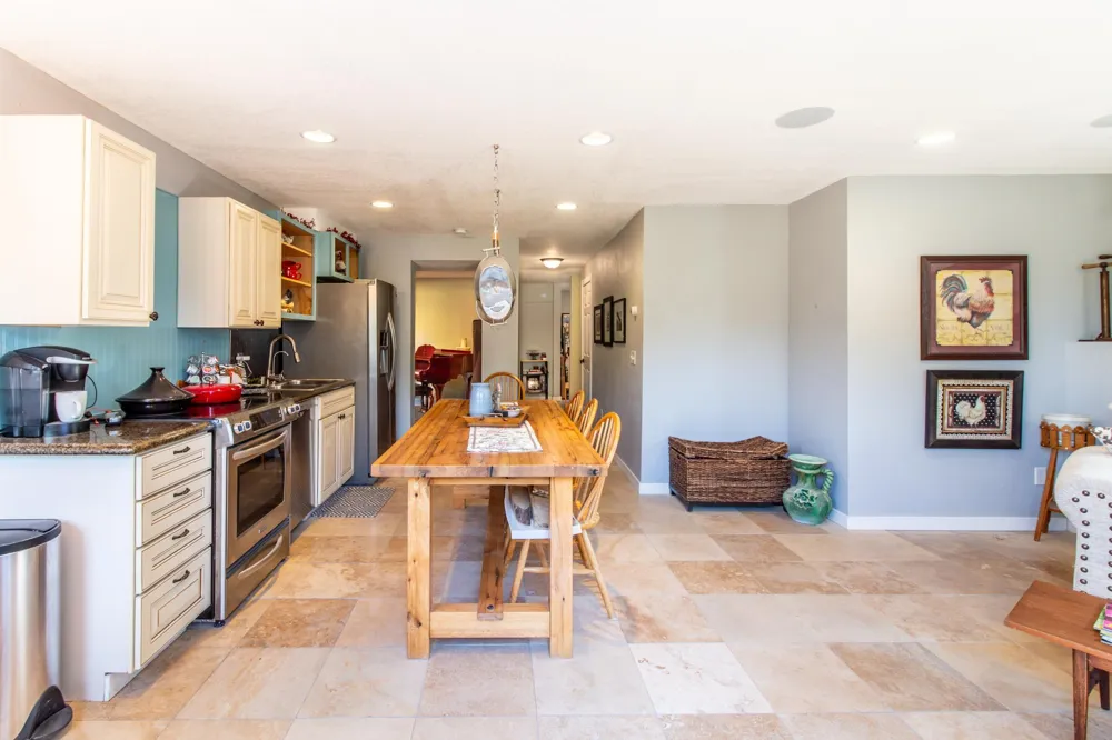 12480 212th Avenue NE New London, MN 56273