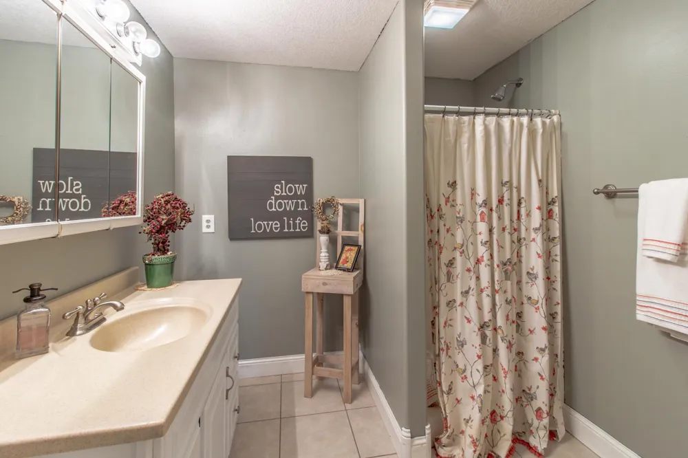 12480 212th Avenue NE New London, MN 56273