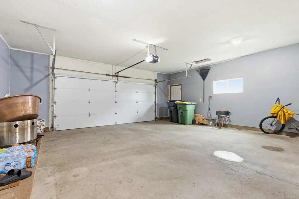 202 Rainbow Drive Marshall, MN 56258