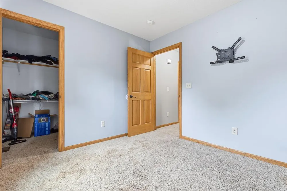 202 Rainbow Drive Marshall, MN 56258