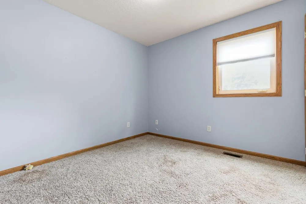 202 Rainbow Drive Marshall, MN 56258
