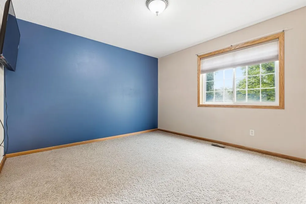 202 Rainbow Drive Marshall, MN 56258