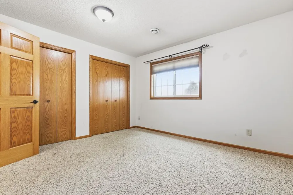 202 Rainbow Drive Marshall, MN 56258