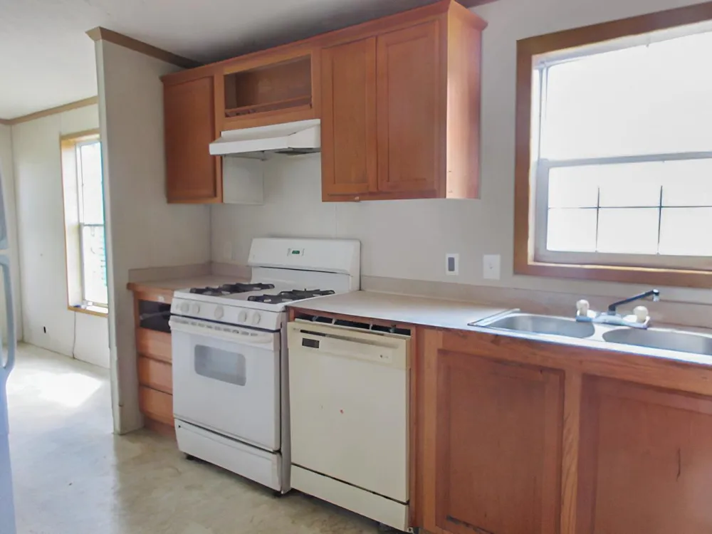 106 Brisbane Lane Emerado, ND 58228