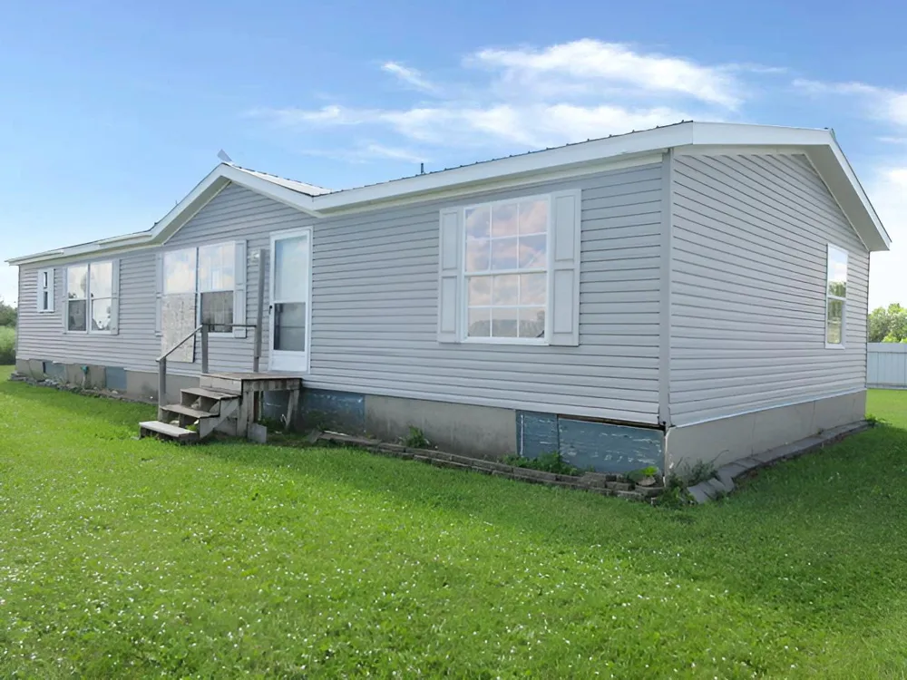 106 Brisbane Lane Emerado, ND 58228