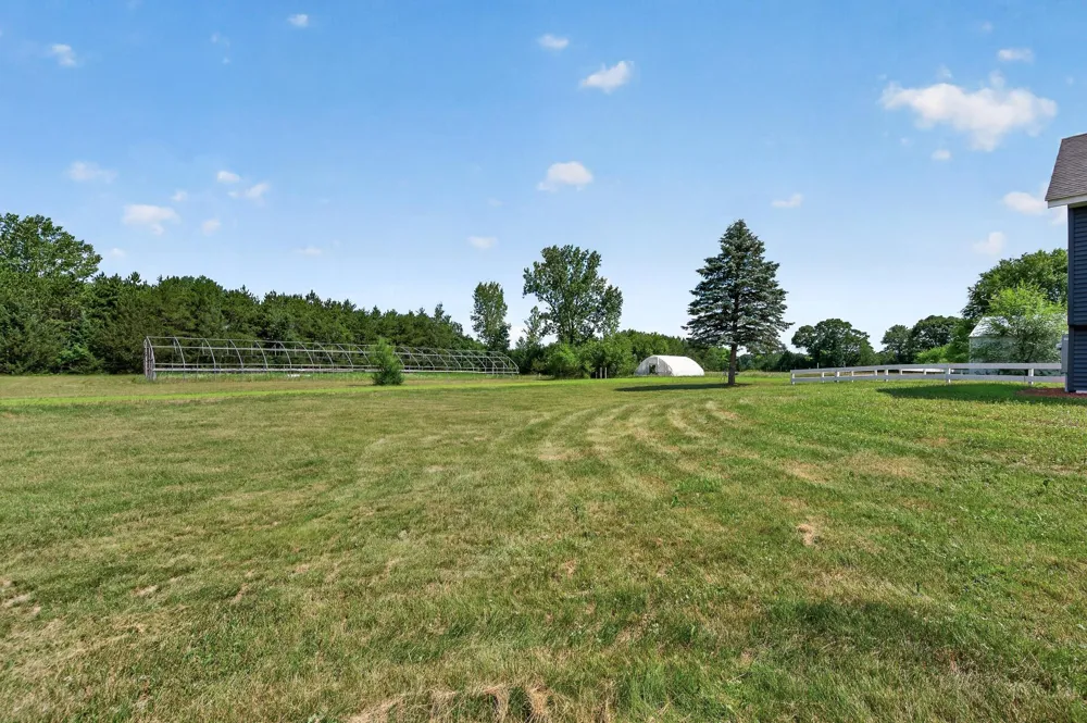 4430 214th Avenue NW Oak Grove, MN 55303