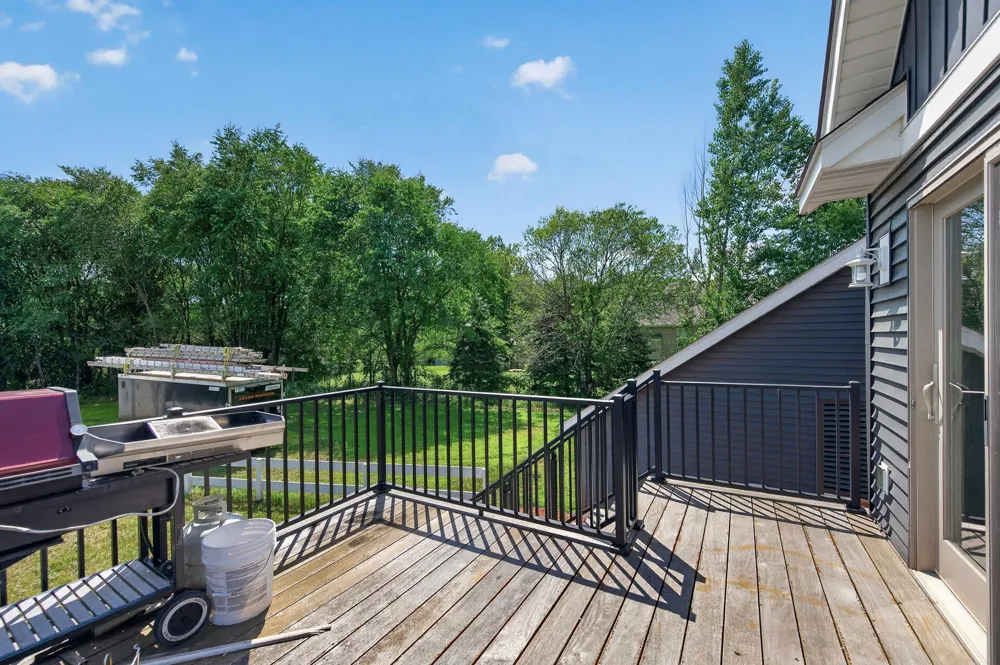 4430 214th Avenue NW Oak Grove, MN 55303