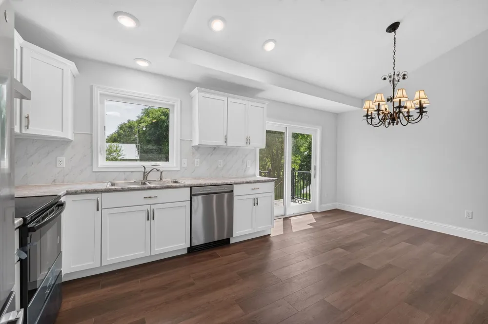 4430 214th Avenue NW Oak Grove, MN 55303