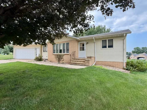 1111 Elm Cove