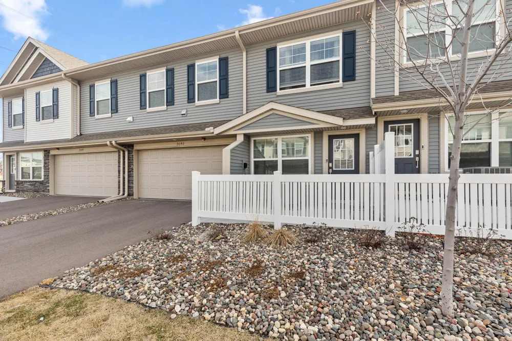 3040 Cedar Street Little Canada, MN 55117