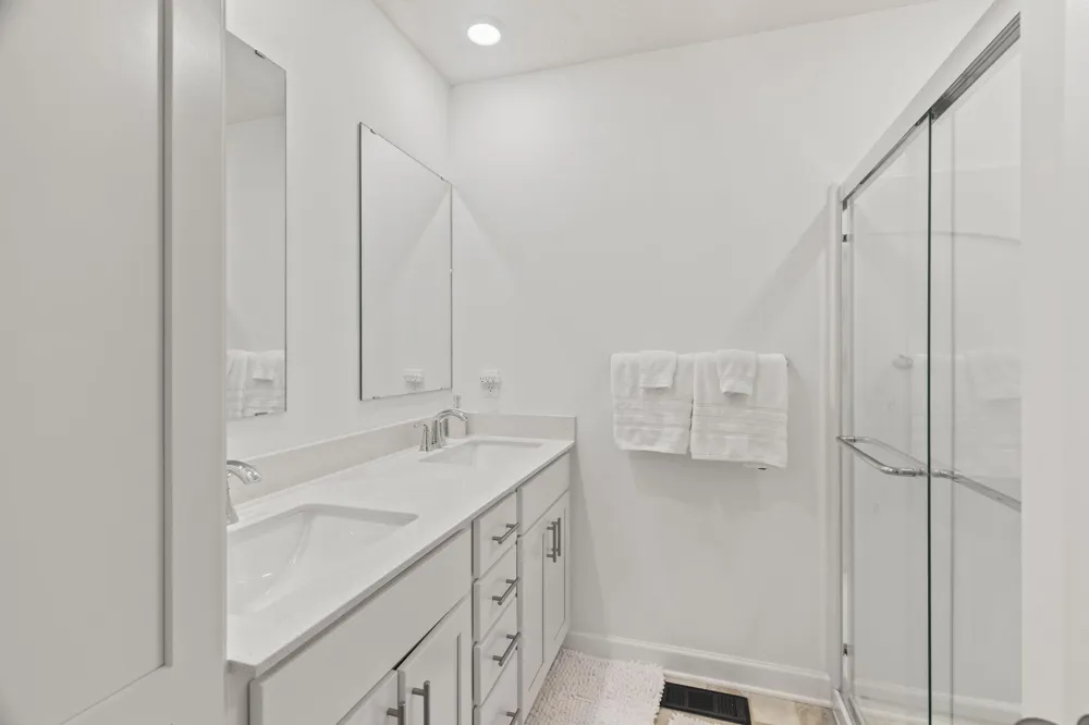 3040 Cedar Street Little Canada, MN 55117