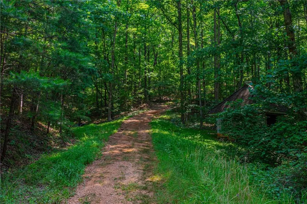 00 Old Cherokee Way Dawsonville, GA 30534